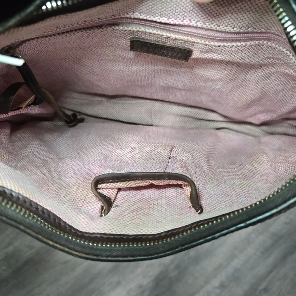 🐢 Dooney & Bourke Croc Embossed Leather Circle Bag. - Picture 5 of 16